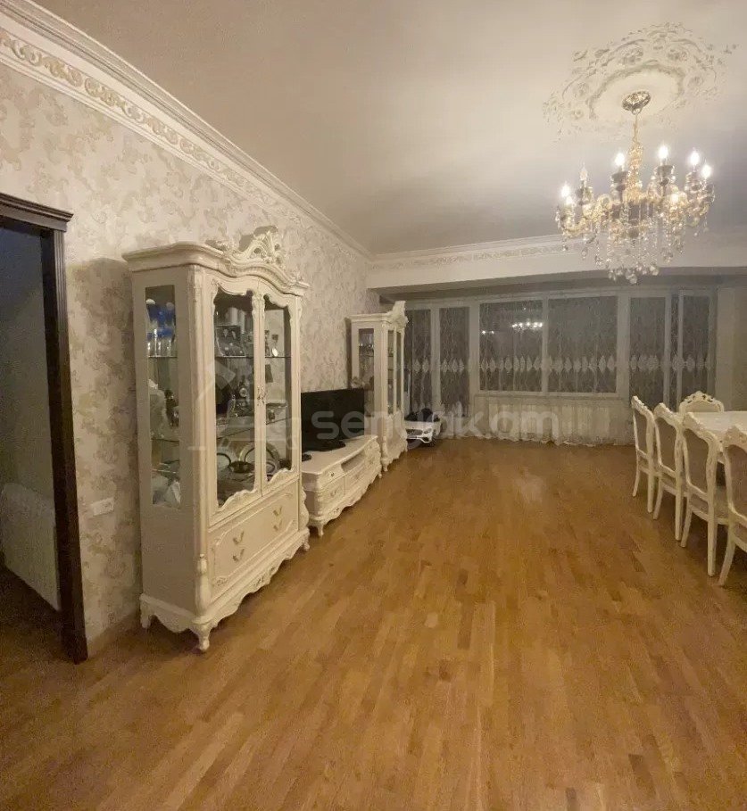 3 Սենյականոց Բնակարան Նորակառույցում, 116քմ, 4/12 հարկ, Կապիտալ Վերանորոգված