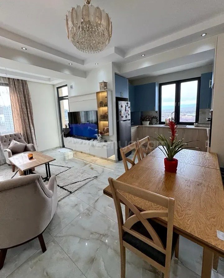 3 Սենյականոց Բնակարան Նորակառույցում, 80քմ, 7/10 հարկ, Դիզայներական Վերանորոգված