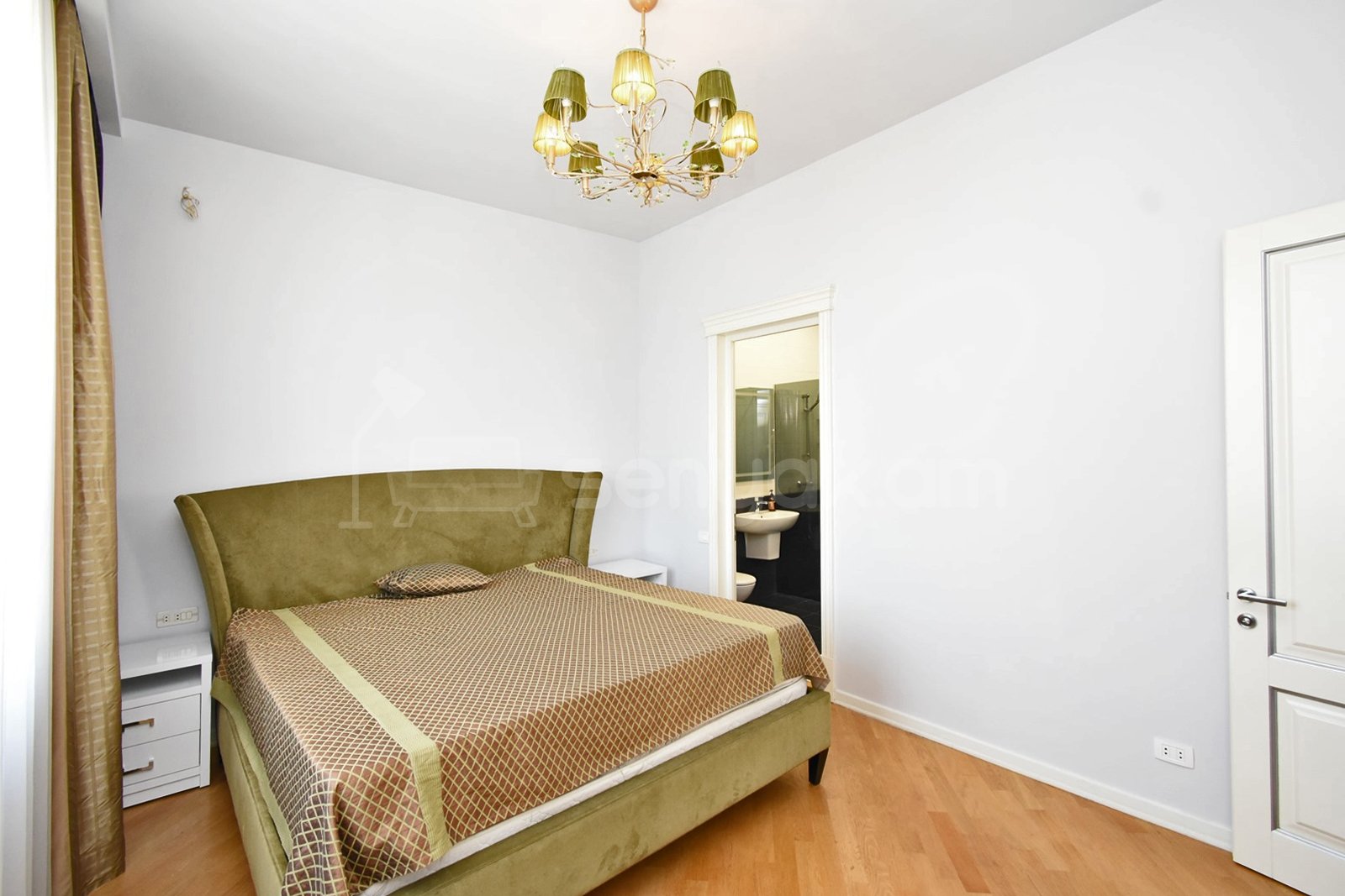 2 Սենյականոց Բնակարան Նորակառույցում, 67քմ, 13/14 հարկ, Դիզայներական Վերանորոգված