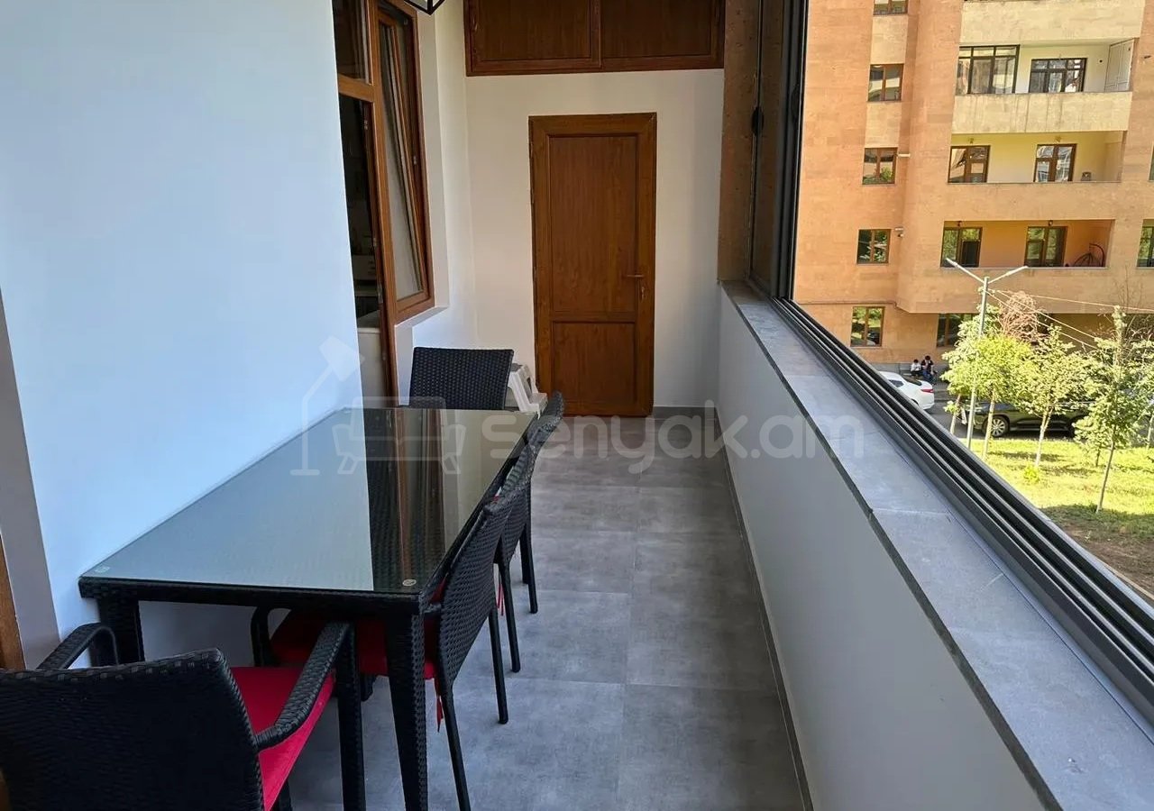 5 Սենյականոց Բնակարան Նորակառույցում, 152քմ, 2/12 հարկ, Դիզայներական Վերանորոգված