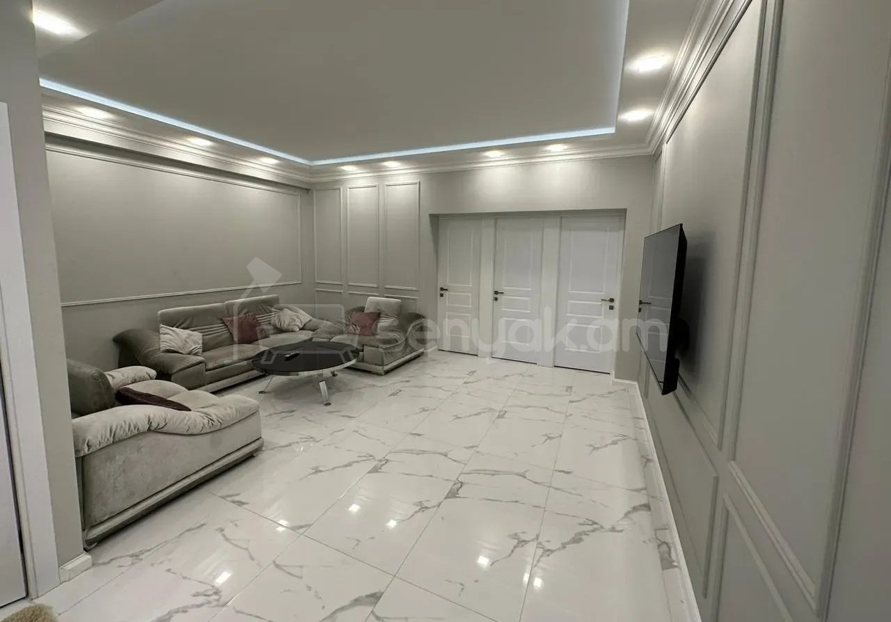 5 Սենյականոց Բնակարան Նորակառույցում, 152քմ, 2/12 հարկ, Դիզայներական Վերանորոգված