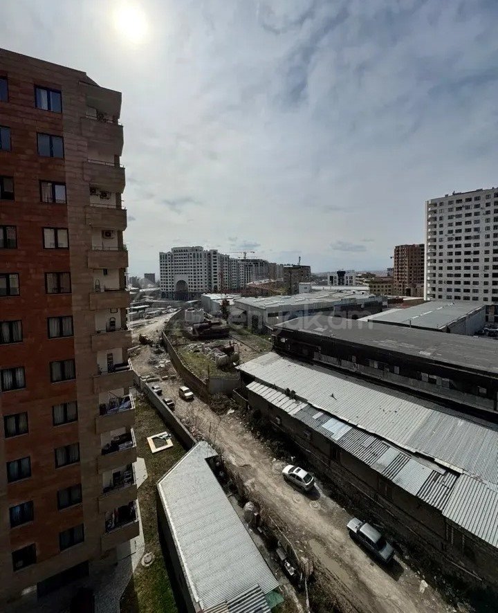 3 Սենյականոց Բնակարան, 80քմ, 7/10 հարկ, Դիզայներական Վերանորոգված