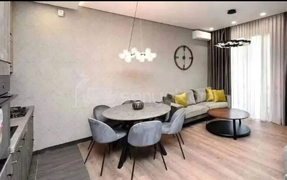 2 Սենյականոց Բնակարան Քարե Շենքում, 40քմ, 4/6 հարկ, Դիզայներական Վերանորոգված