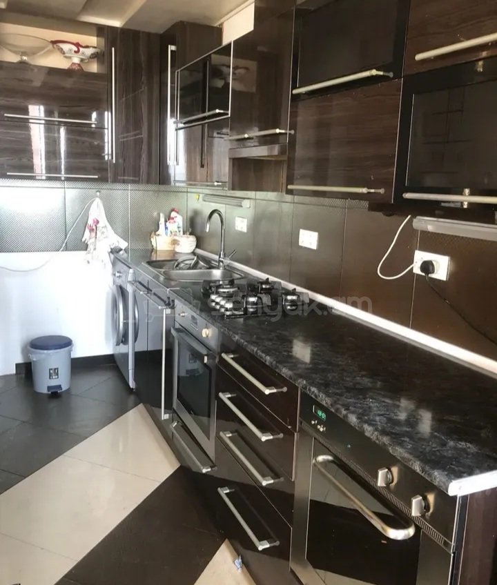 4 Սենյականոց Բնակարան, 80քմ, 9/9 հարկ, Կապիտալ Վերանորոգված