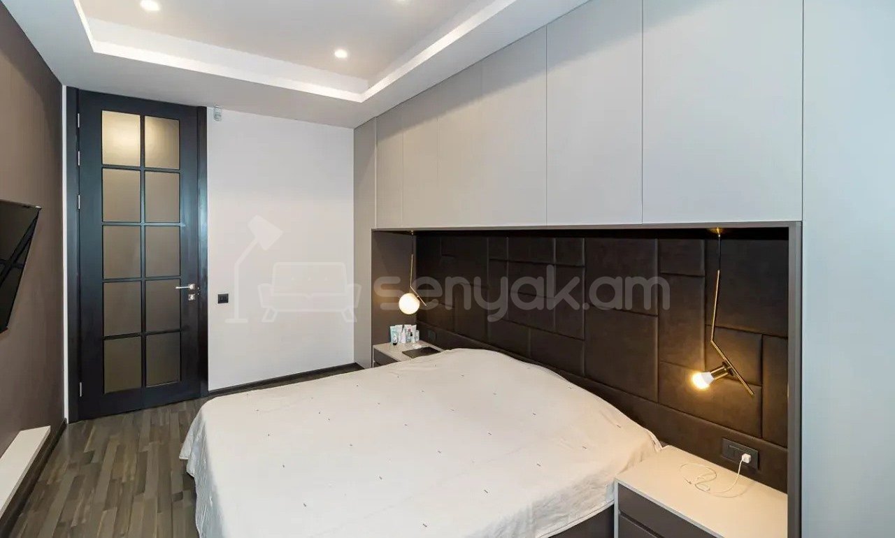 3 Սենյականոց Բնակարան Նորակառույցում, 90քմ, 4/8 հարկ, Կապիտալ Վերանորոգված