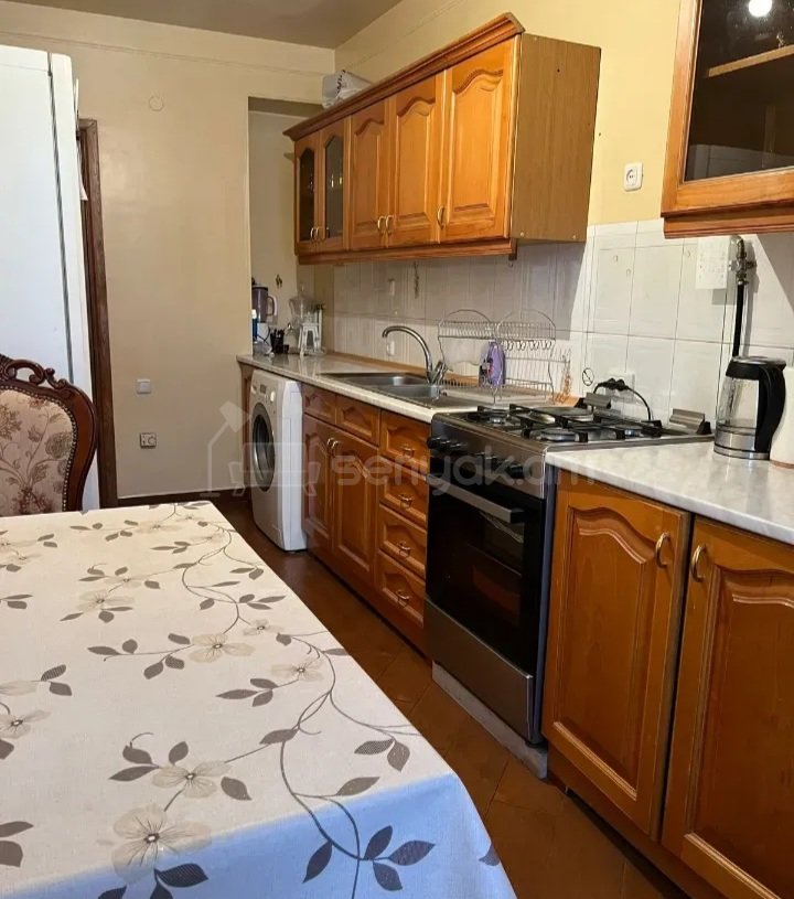 4 Սենյականոց Բնակարան, 88քմ, 2/9 հարկ, Կապիտալ Վերանորոգված