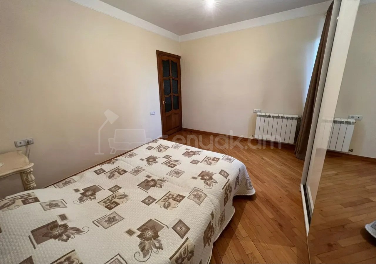 4 Սենյականոց Բնակարան, 88քմ, 2/9 հարկ, Կապիտալ Վերանորոգված