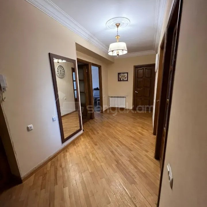 4 Սենյականոց Բնակարան, 88քմ, 2/9 հարկ, Կապիտալ Վերանորոգված