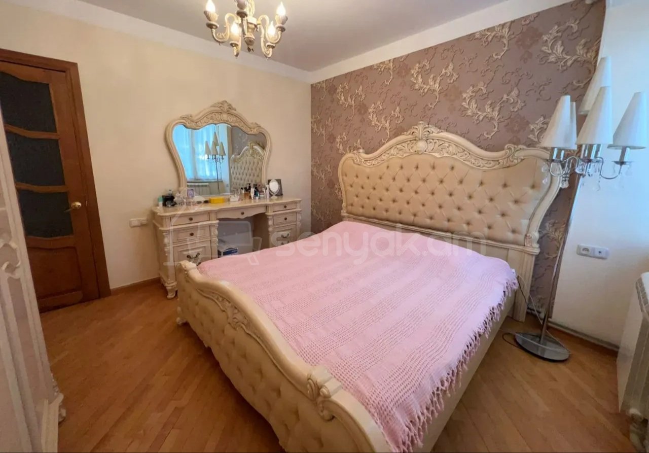 4 Սենյականոց Բնակարան, 88քմ, 2/9 հարկ, Կապիտալ Վերանորոգված