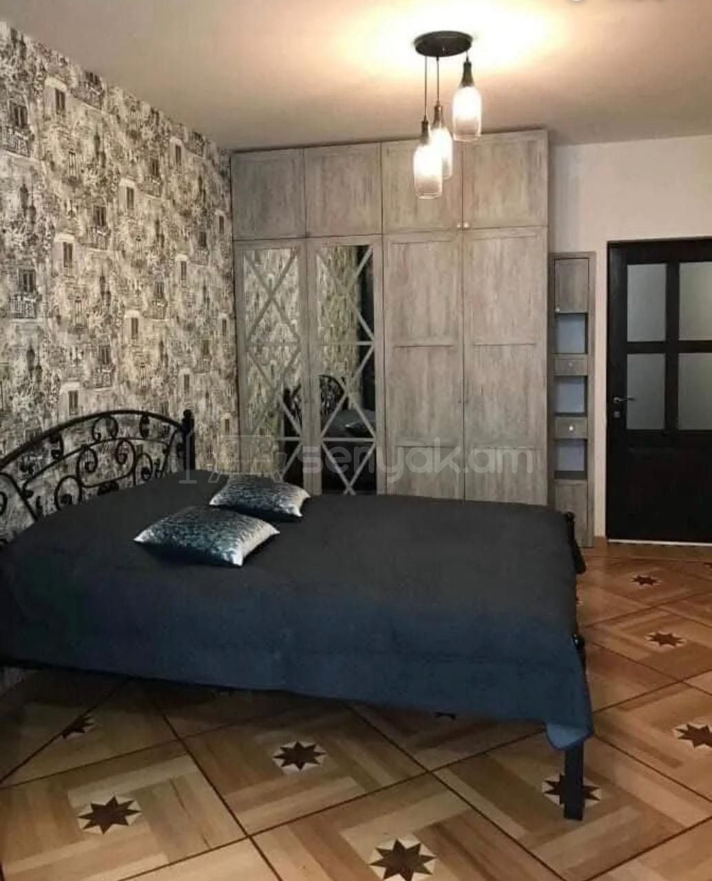 2 Սենյականոց Բնակարան Քարե Շենքում, 76քմ, 5/7 հարկ, Կապիտալ Վերանորոգված, Կահավորված