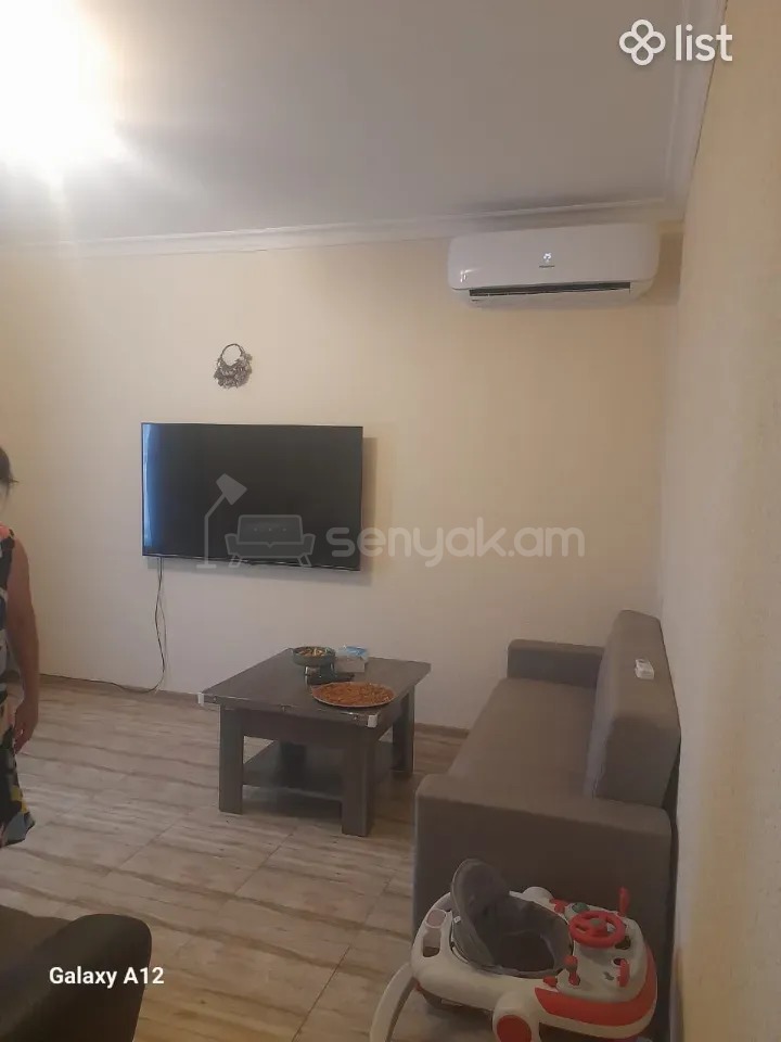 3 Սենյականոց Բնակարան Քարե Շենքում, 67քմ, 1/1 հարկ, Նորմալ Վիճակում, Կահավորված