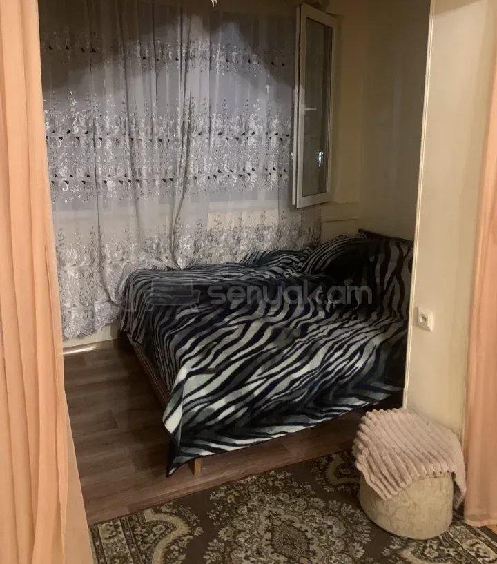 1 Սենյականոց Բնակարան, 45քմ, 4/9 հարկ, Նորմալ Վիճակում, Կահավորված, Արևկող