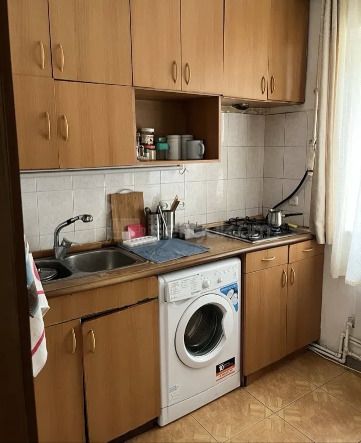 2 Սենյականոց Բնակարան Քարե Շենքում, 48քմ, 1/1 հարկ, Կապիտալ Վերանորոգված, Կահավորված