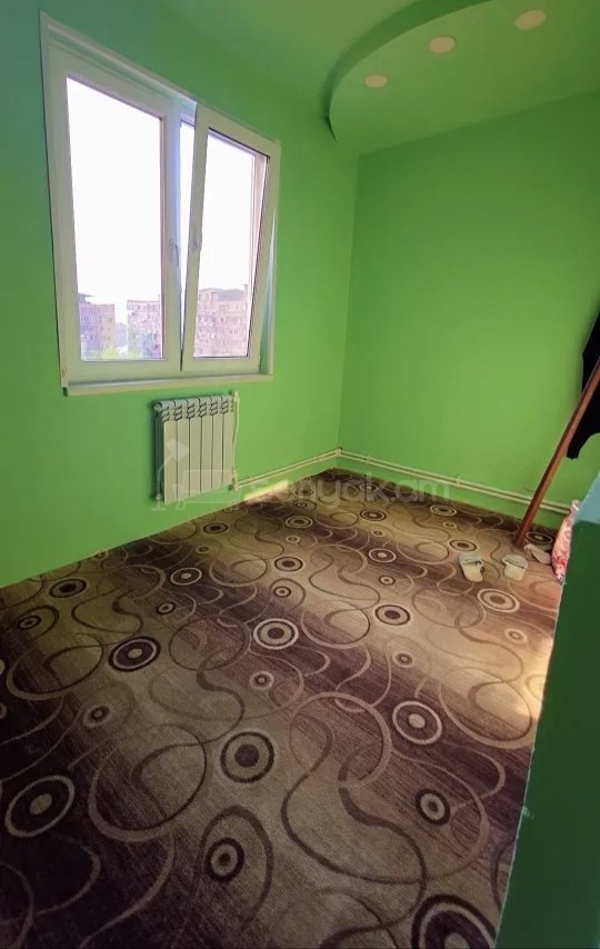 3 Սենյականոց Բնակարան, 78քմ, 5/9 հարկ, Նորմալ Վիճակում