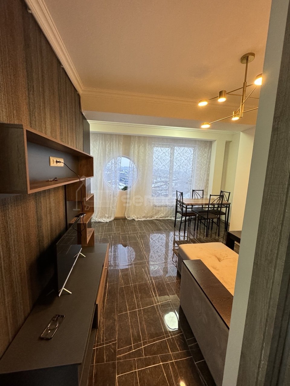 2 Սենյականոց Բնակարան, 45քմ, 5/5 հարկ, Դիզայներական Վերանորոգված