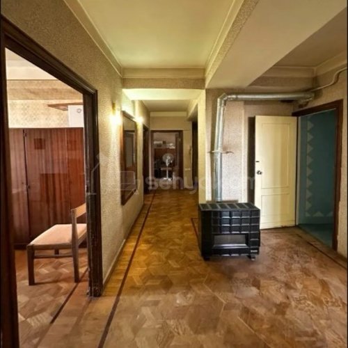 4 Սենյականոց Բնակարան, 118քմ, 11/14 հարկ, Պետական Վիճակում