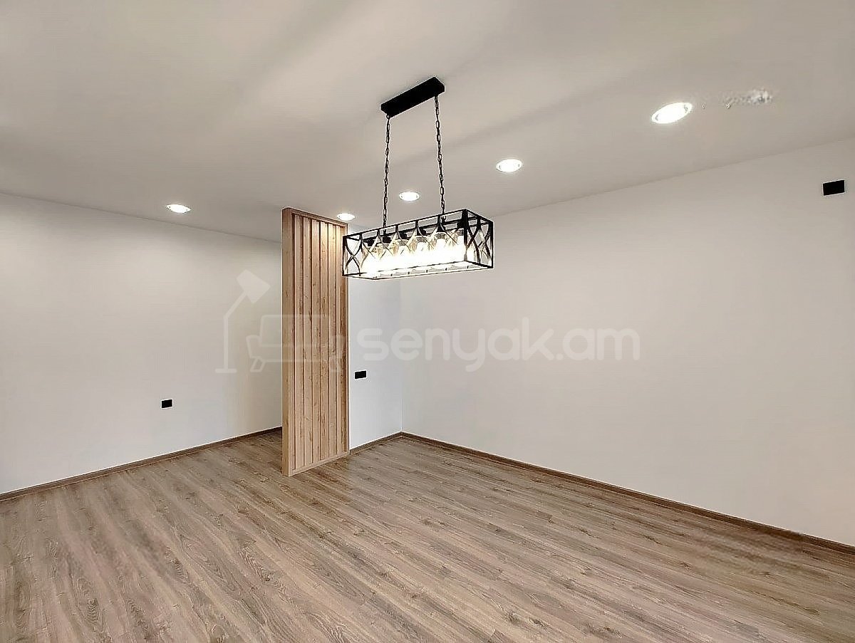 2 Սենյականոց Բնակարան Քարե Շենքում, 68քմ, 2/5 հարկ, Կապիտալ Վերանորոգված