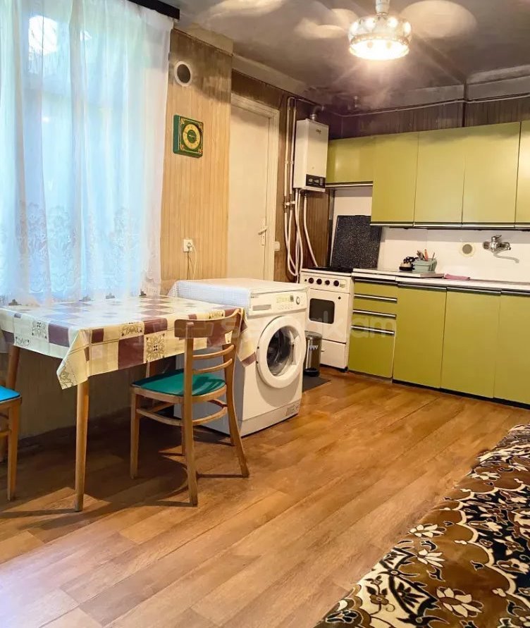 4 Սենյականոց Սեփական Տուն, 270քմ, Նորմալ Վիճակում