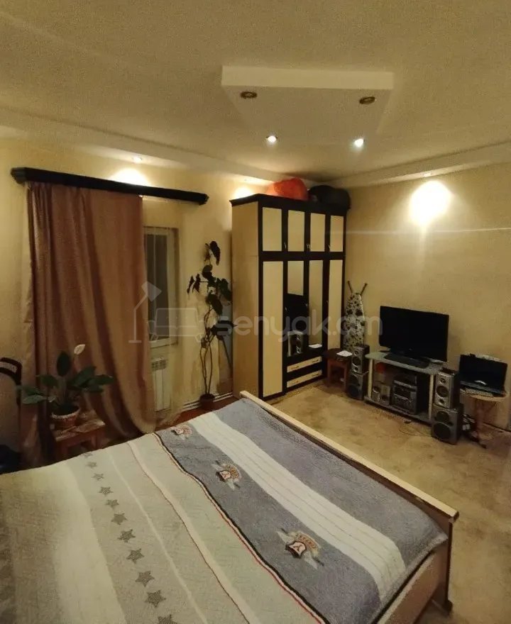 6 Սենյականոց Սեփական Տուն, 260քմ, Կոսմետիկ Վերանորոգված