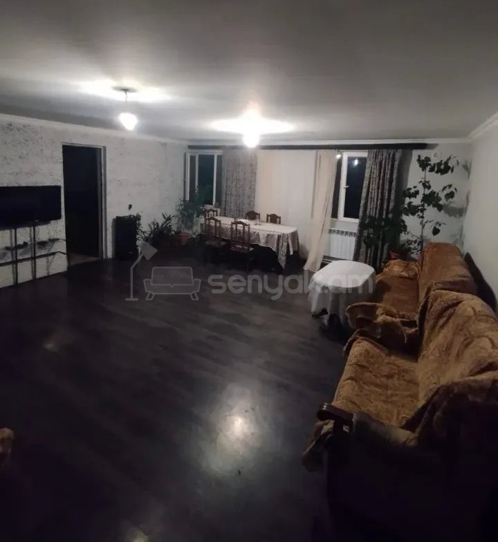 6 Սենյականոց Սեփական Տուն, 260քմ, Կոսմետիկ Վերանորոգված