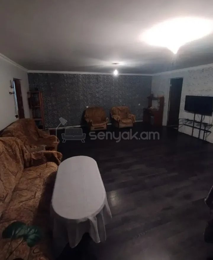 6 Սենյականոց Սեփական Տուն, 260քմ, Կոսմետիկ Վերանորոգված