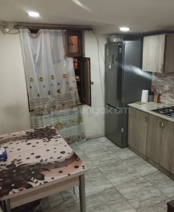 6 Սենյականոց Սեփական Տուն, 260քմ, Կոսմետիկ Վերանորոգված