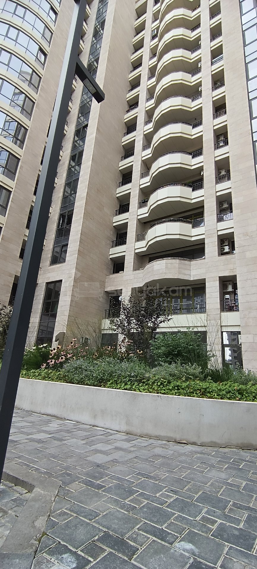 2 Սենյականոց Բնակարան Նորակառույցում, 57քմ, 16/18 հարկ, Դիզայներական Վերանորոգված, Կահավորված, Արևկող