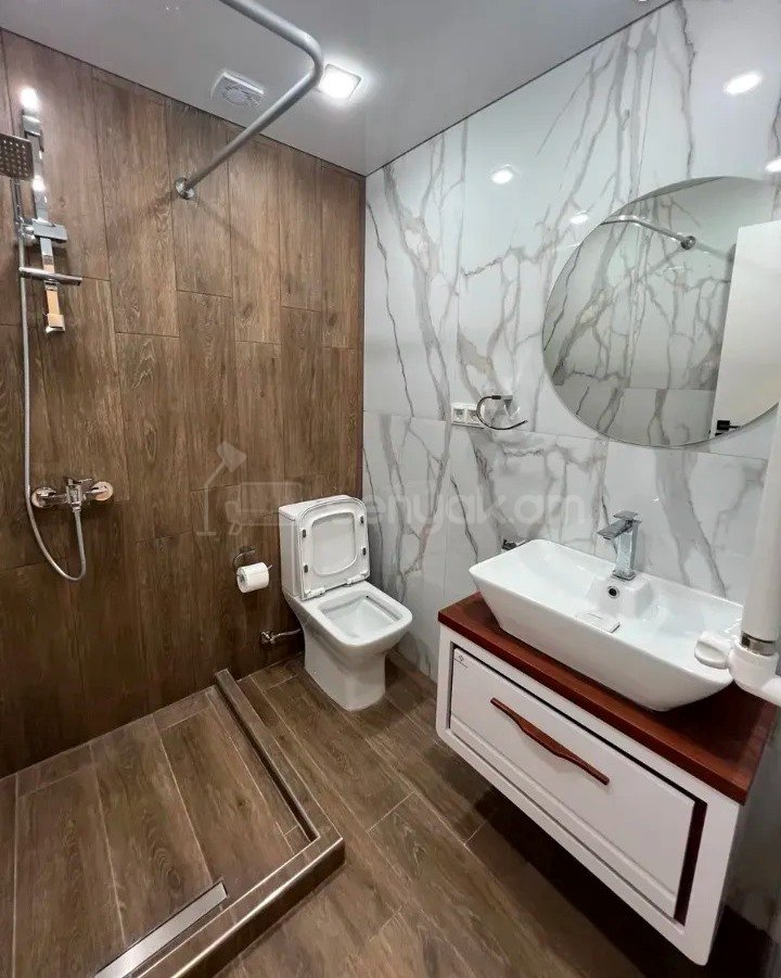 2 Սենյականոց Բնակարան, 49քմ, 5/9 հարկ, Դիզայներական Վերանորոգված