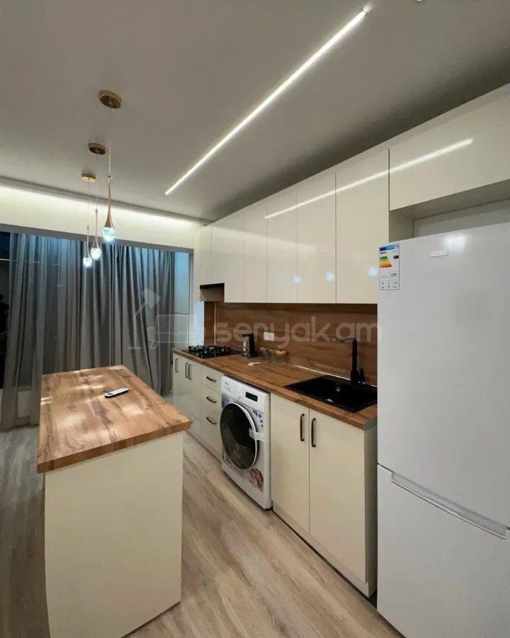 2 Սենյականոց Բնակարան, 49քմ, 5/9 հարկ, Դիզայներական Վերանորոգված