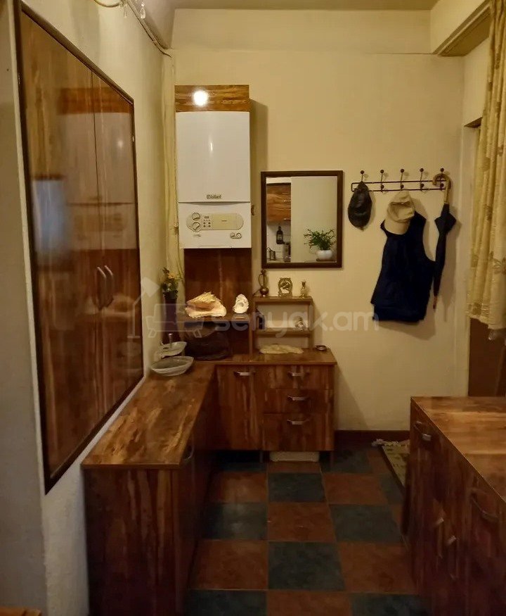 4 Սենյականոց Բնակարան, 96քմ, 1/9 հարկ, Կապիտալ Վերանորոգված