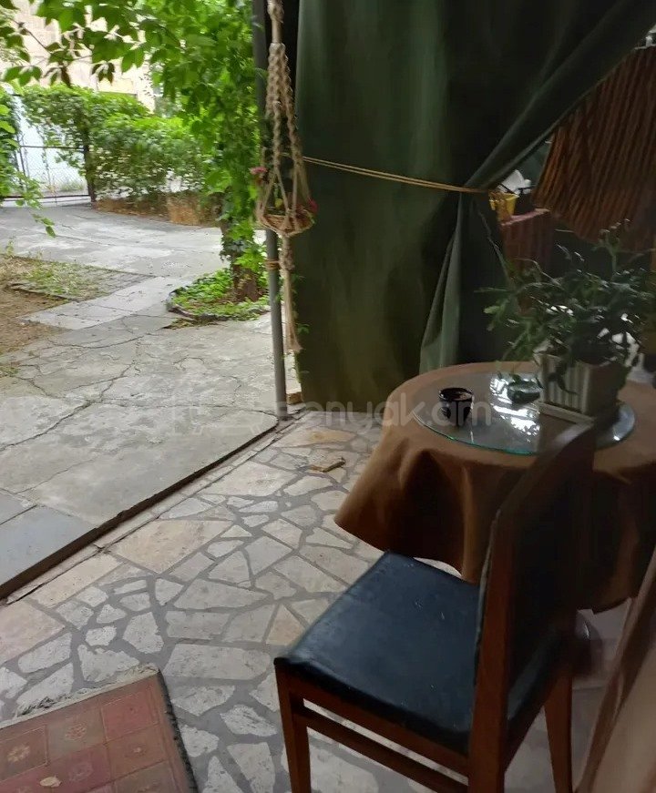 4 Սենյականոց Բնակարան, 96քմ, 1/9 հարկ, Կապիտալ Վերանորոգված