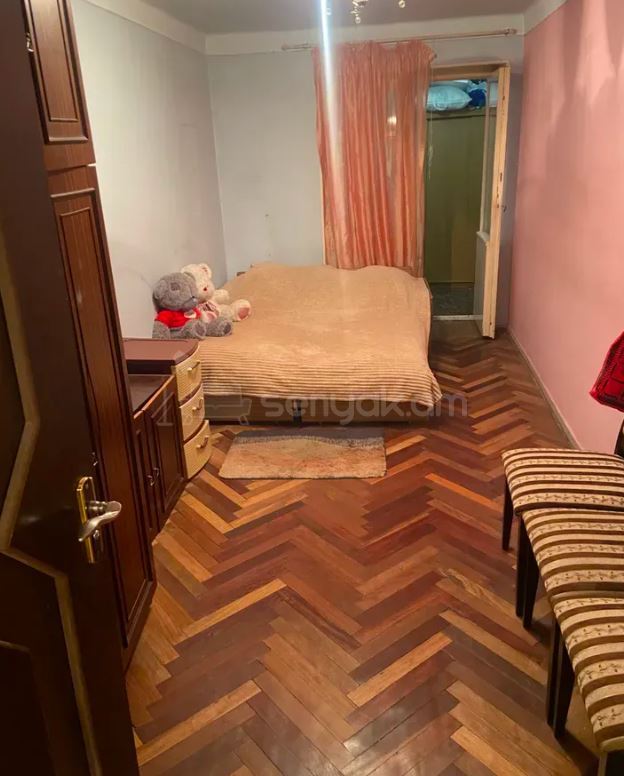 2 Սենյականոց Բնակարան Քարե Շենքում, 53քմ, 4/5 հարկ, Կոսմետիկ Վերանորոգված