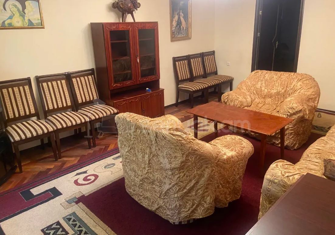 2 Սենյականոց Բնակարան Քարե Շենքում, 53քմ, 4/5 հարկ, Կոսմետիկ Վերանորոգված