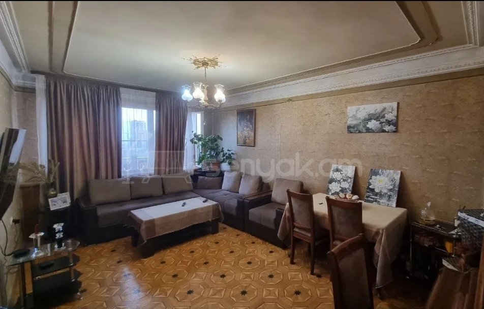 3 Սենյականոց Բնակարան, 80քմ, 5/9 հարկ, Նորմալ Վիճակում, Կահավորված