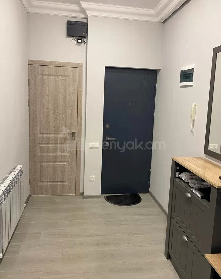 3 Սենյականոց Բնակարան Նորակառույցում, 70քմ, 2/11 հարկ, Կապիտալ Վերանորոգված