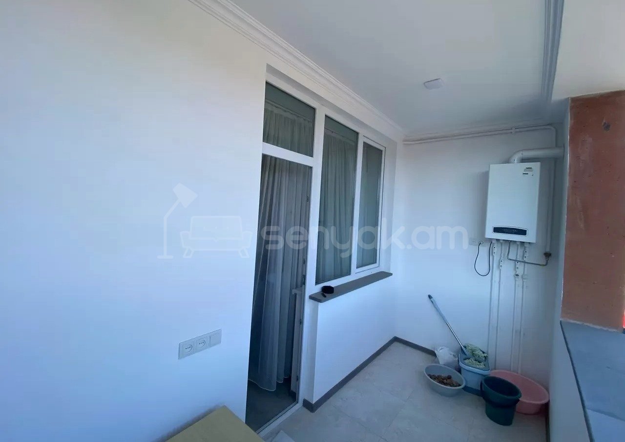 3 Սենյականոց Բնակարան Նորակառույցում, 70քմ, 2/11 հարկ, Կապիտալ Վերանորոգված