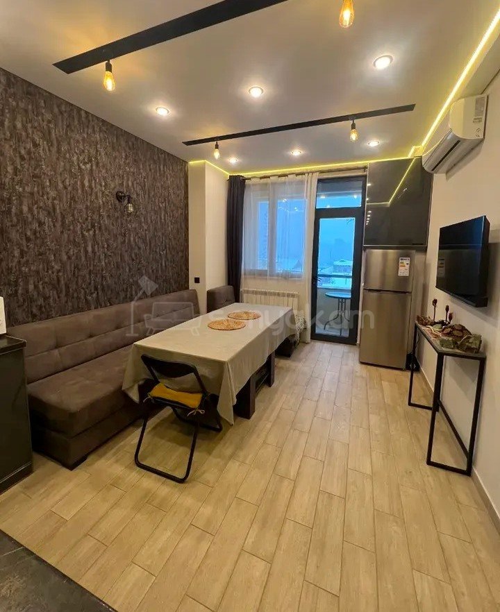 2 Սենյականոց Բնակարան Նորակառույցում, 38քմ, 5/7 հարկ, Կապիտալ Վերանորոգված