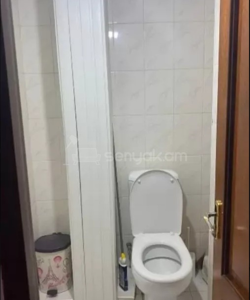 3 Սենյականոց Բնակարան, 93քմ, 3/9 հարկ, Նորմալ Վիճակում