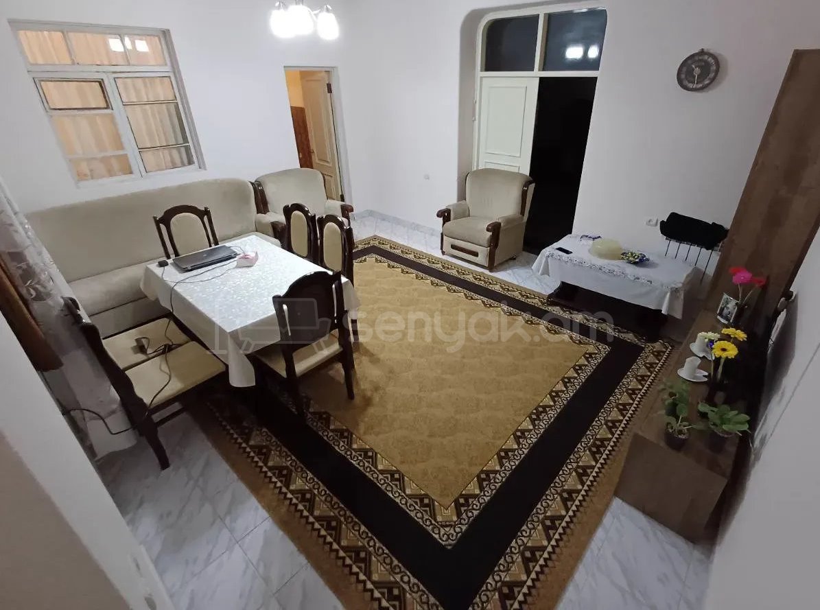 6 Սենյականոց Սեփական Տուն, 220քմ, Կոսմետիկ Վերանորոգված, Ավտոտնակով