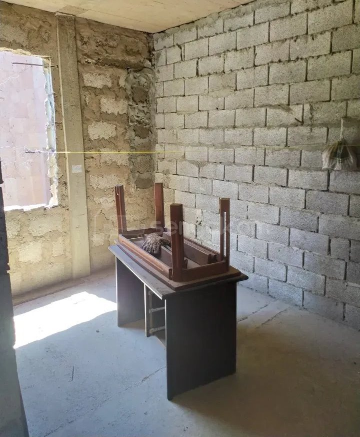 6 Սենյականոց Սեփական Տուն, 220քմ, Կոսմետիկ Վերանորոգված, Ավտոտնակով