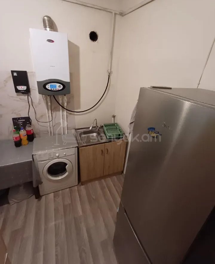 6 Սենյականոց Սեփական Տուն, 220քմ, Կոսմետիկ Վերանորոգված, Ավտոտնակով