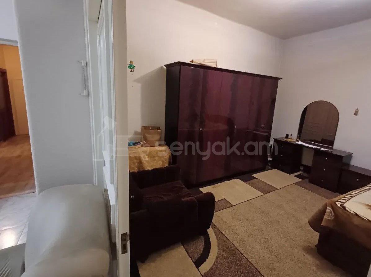 6 Սենյականոց Սեփական Տուն, 220քմ, Կոսմետիկ Վերանորոգված, Ավտոտնակով