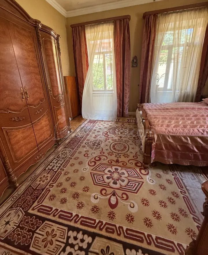 6 Սենյականոց Սեփական Տուն, 180քմ, Կոսմետիկ Վերանորոգված, Ավտոտնակով