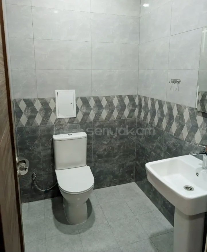 3 Սենյականոց Բնակարան Նորակառույցում, 100քմ, 9/16 հարկ, Կապիտալ Վերանորոգված, Կահավորված