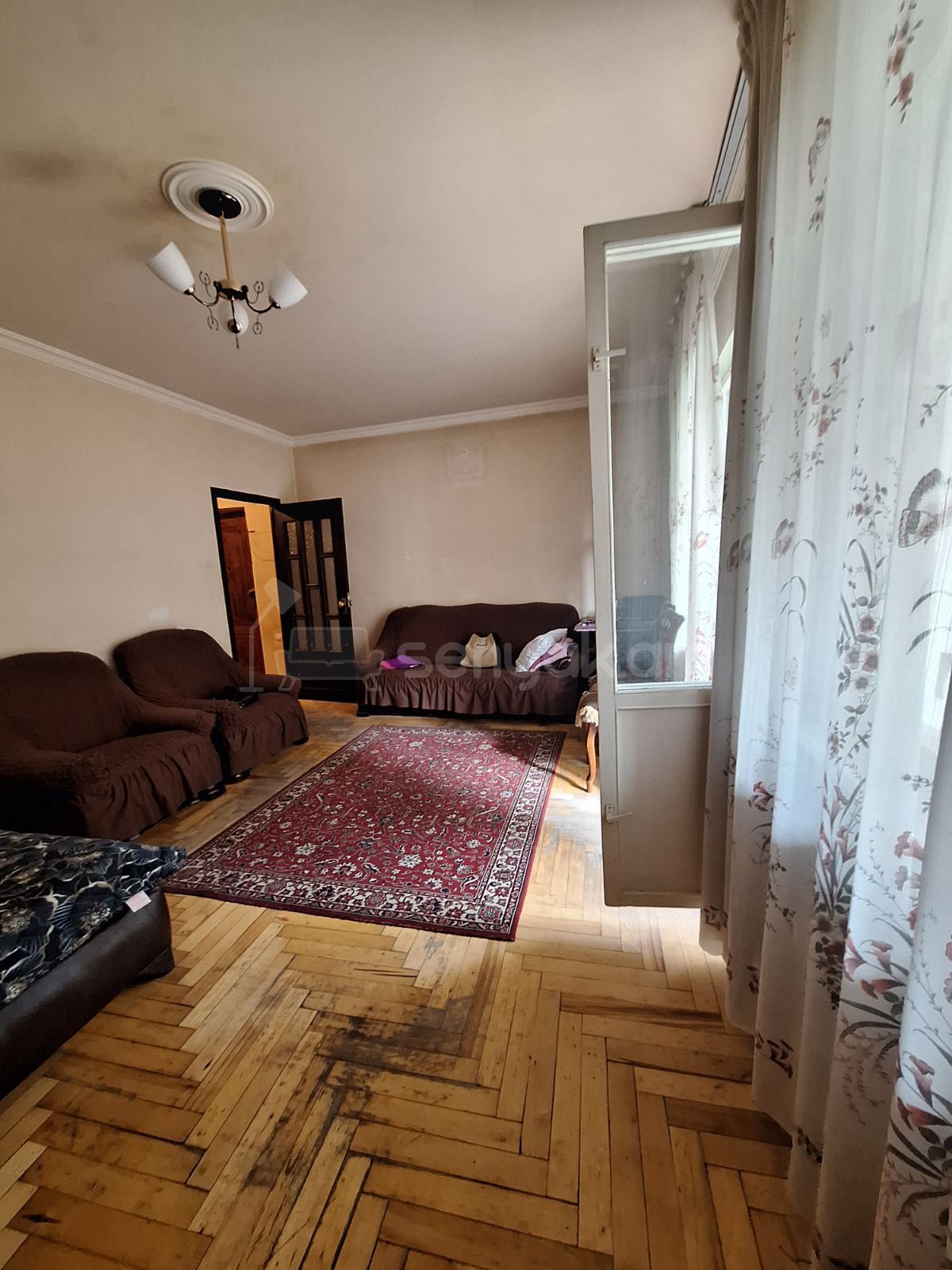 3 Սենյականոց Բնակարան, 96քմ, 3/9 հարկ, Պետական Վիճակում