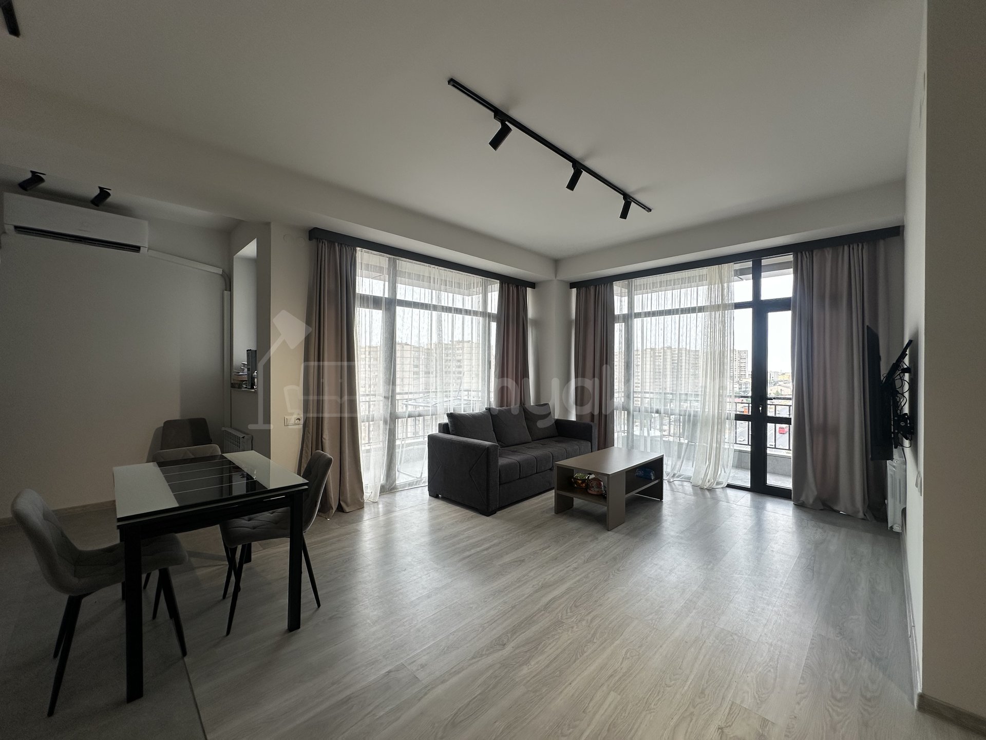 3 Սենյականոց Բնակարան Նորակառույցում, 97քմ, 12/15 հարկ, Դիզայներական Վերանորոգված, Կահավորված, Արևկող