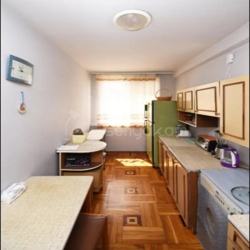 3 Սենյականոց Բնակարան, 80քմ, 8/9 հարկ, Կոսմետիկ Վերանորոգված, Կահավորված, Արևկող