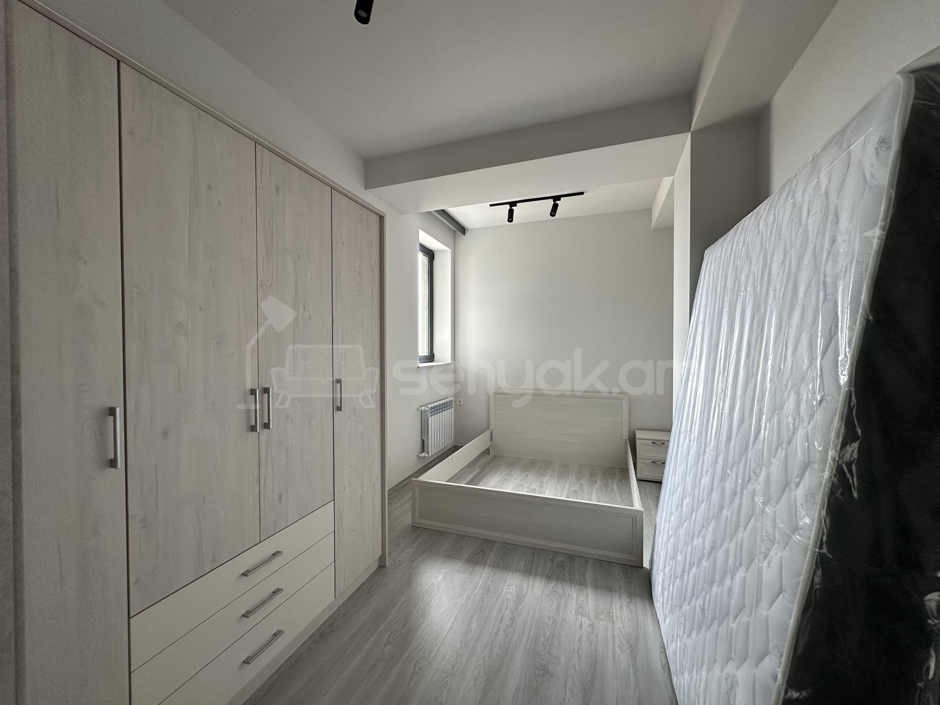 2 Սենյականոց Բնակարան Նորակառույցում, 68քմ, 12/15 հարկ, Դիզայներական Վերանորոգված, Կահավորված, Արևկող