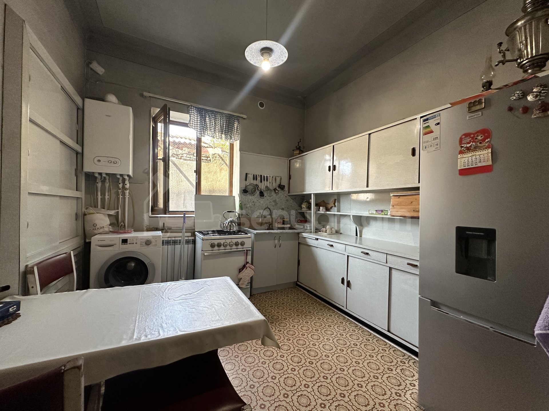 8 Սենյականոց Սեփական Տուն, 316քմ, Կոսմետիկ Վերանորոգված, Ավտոտնակով