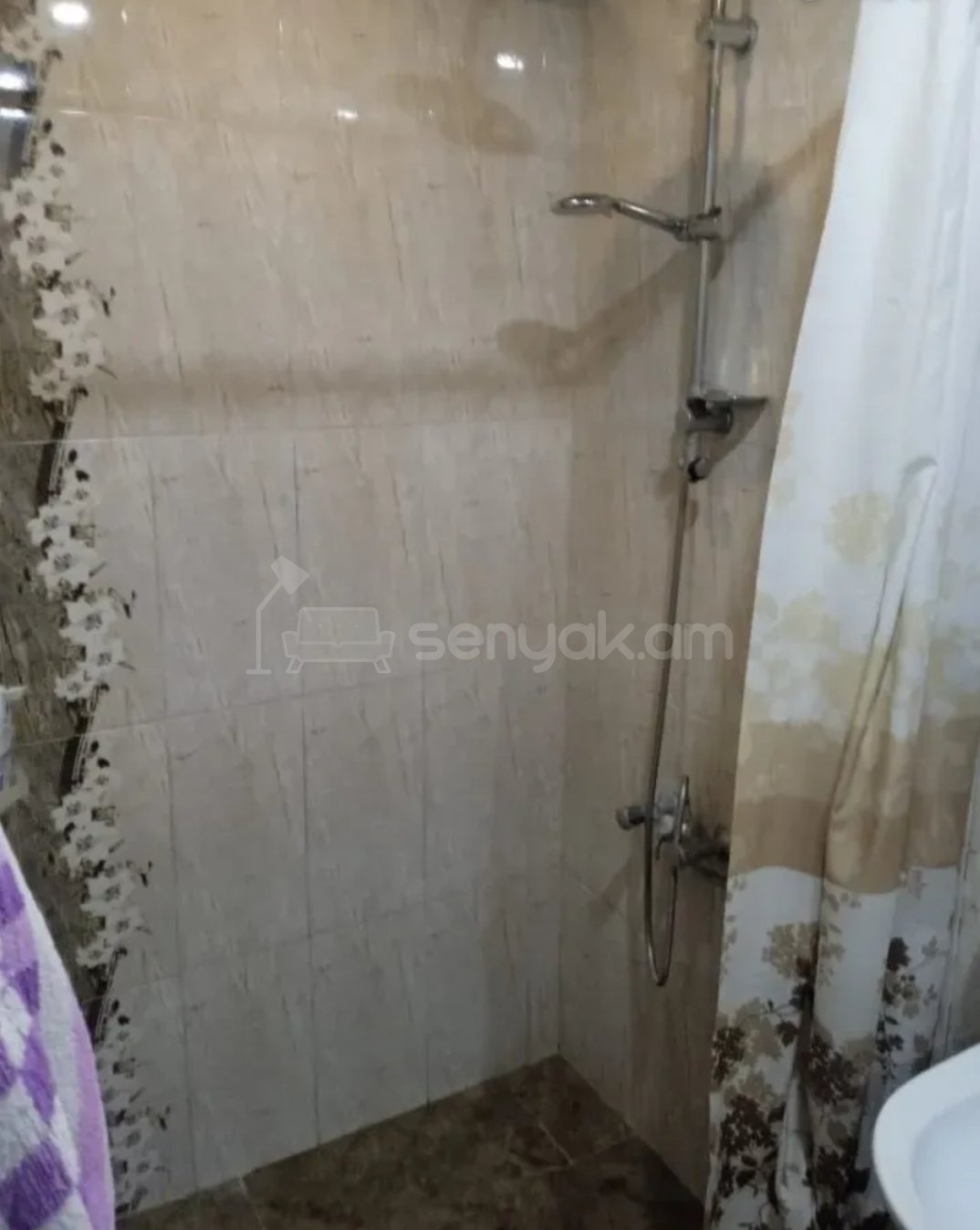 2 Սենյականոց Բնակարան Քարե Շենքում, 70քմ, 1/5 հարկ, Կապիտալ Վերանորոգված